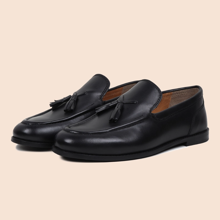 Black Tassel Loafers | Leather shoes for men