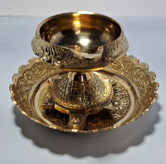 Puja and handicraft pure brass Kachua Kuber DIya/Tortoise design/oil lamp diya for home, office, mandir, Diwali Puja, Puja room (With bottom plate)