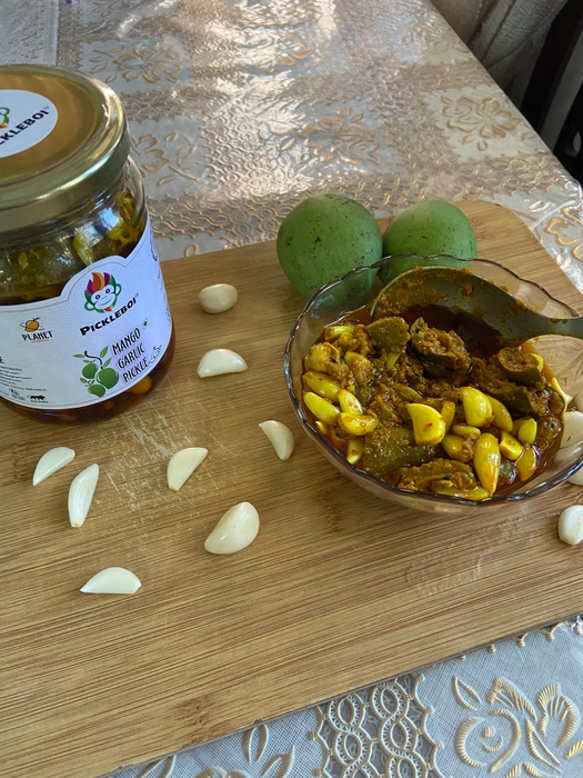 Mango Garlic pickle