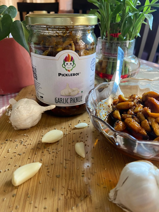 Garlic pickle