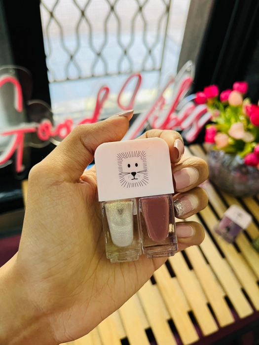 Dual Nailpaint Shade 1
