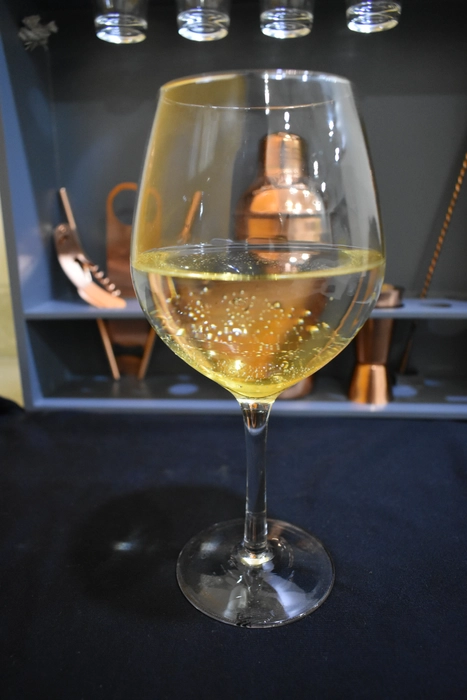 Sunshine Wine glass