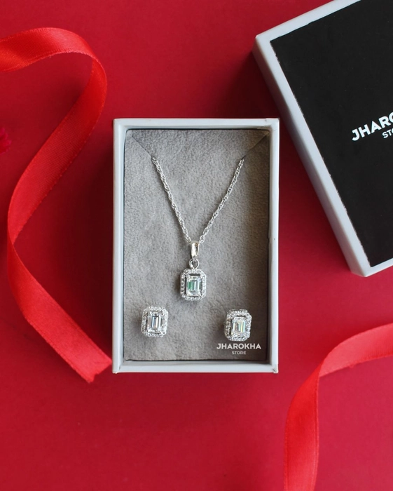 Emerald Cut Diamond Halo Pendant Necklace| Real Diamond Necklace –  victorfinejewelry