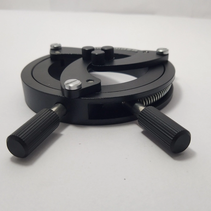 Self Centering Lens Mount