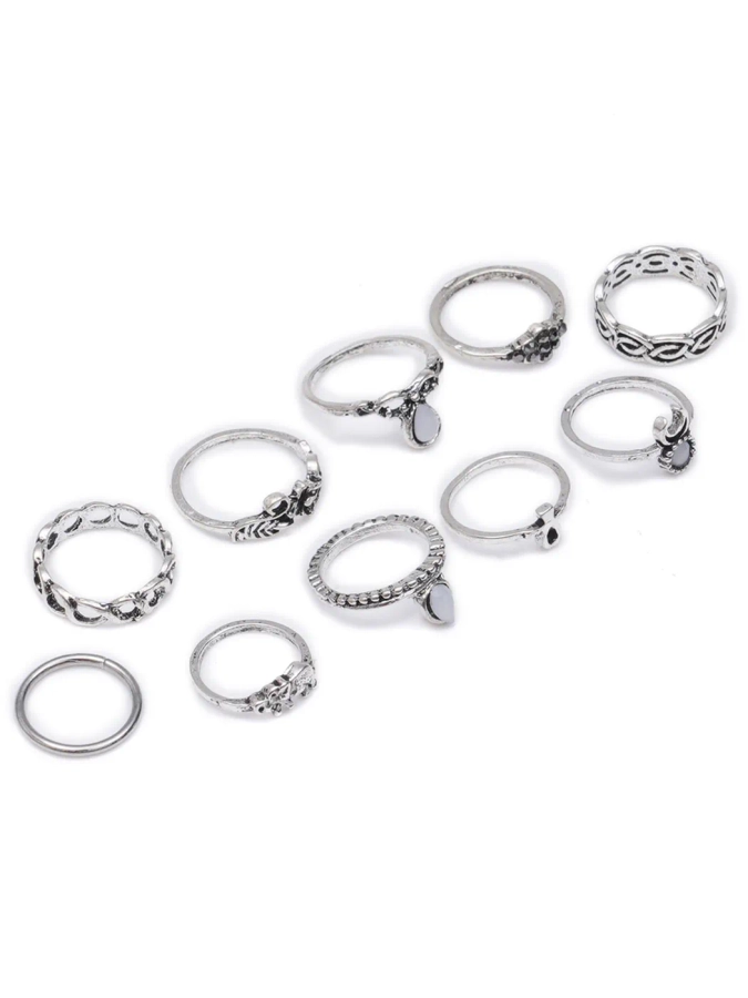 Buy Silver-toned Rings for Women by Yellow Chimes Online | Ajio.com